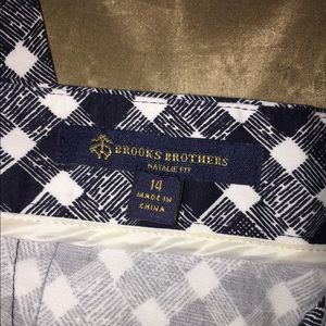 Brooks Brothers Pants - Like New Brooks Brothers ankle pants Brooks Brothers Pants - Like New Brooks Brothers ankle pants
